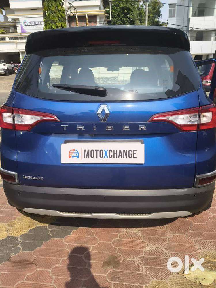 Renault Triber Rxz, 2021, Petrol