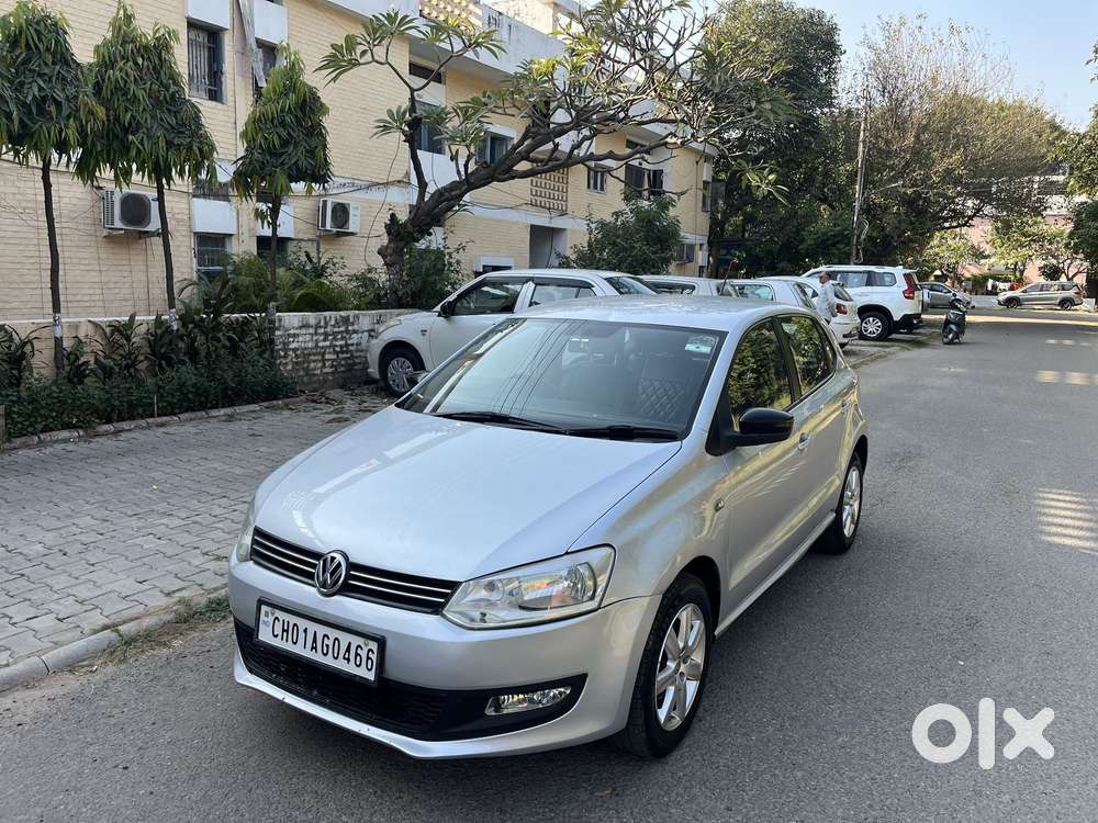 Volkswagen Polo Petrol Highline 1.2l, 2011, Petrol