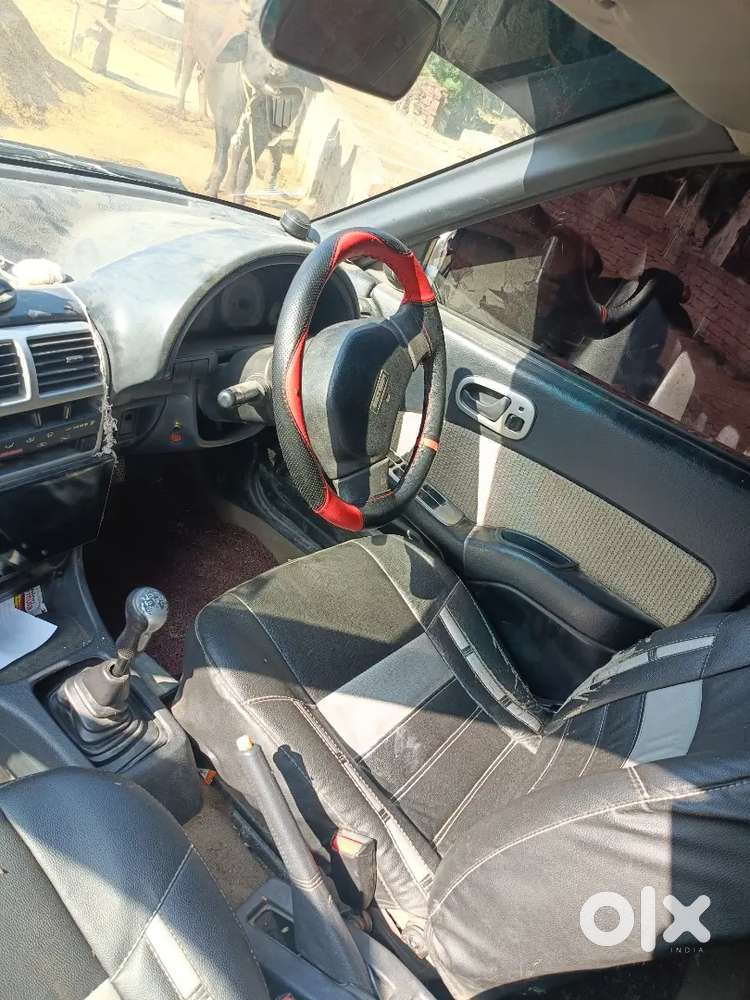 Maruti Suzuki Esteem Petrol 65000 Km Driven