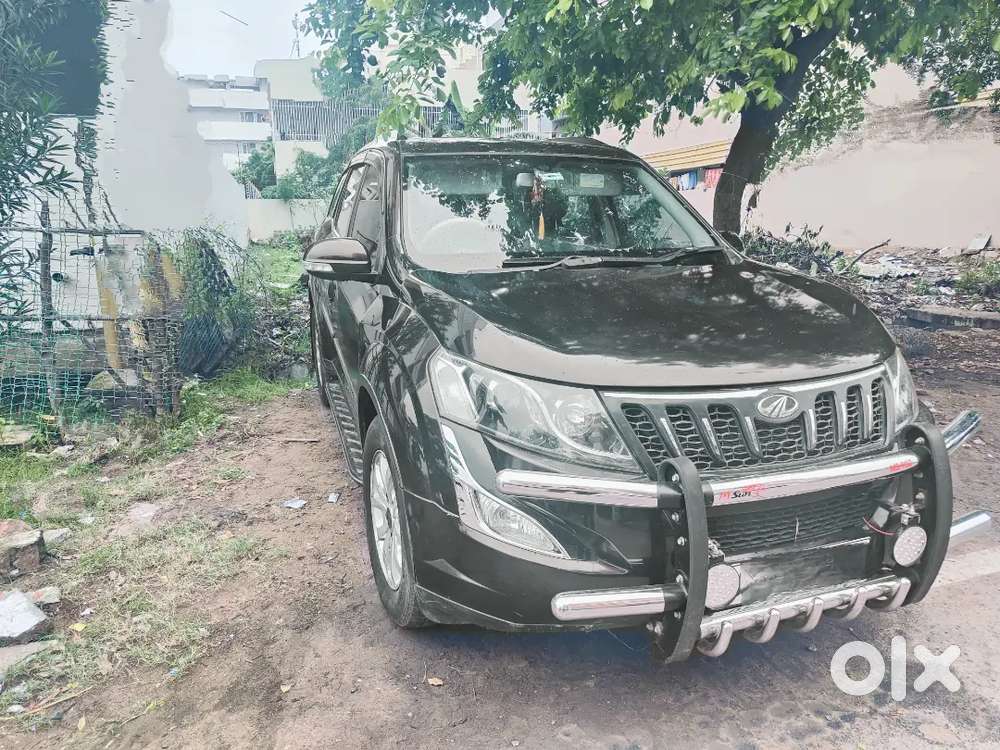 Mahindra Xuv500 2015