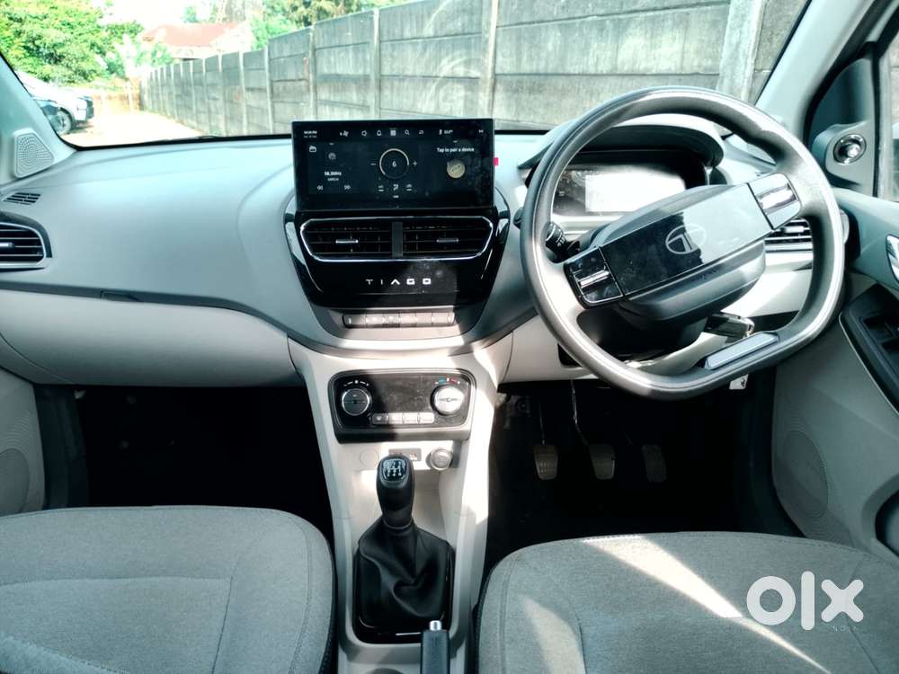 Tata Tiago Xz Plus Dual Tone, 2025, Petrol