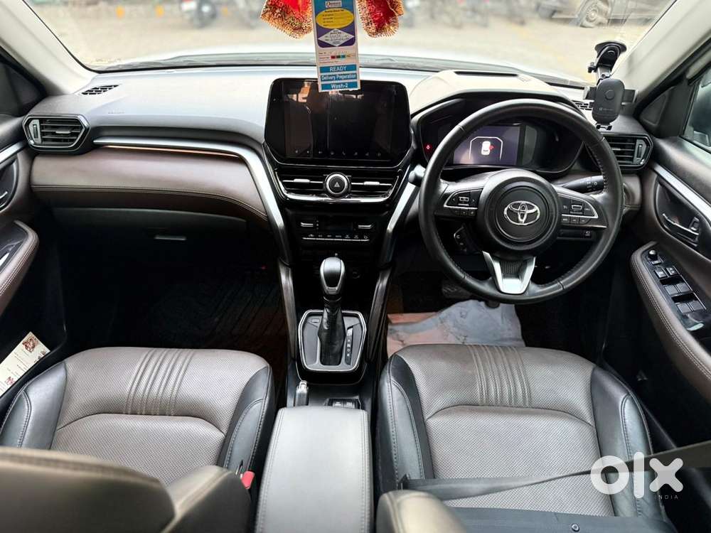 Toyota Urban Cruiser Hyryder 1.5 V Hybrid, 2024, Petrol