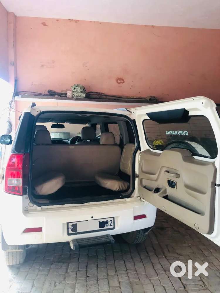 Mahindra Tuv 300 2016
