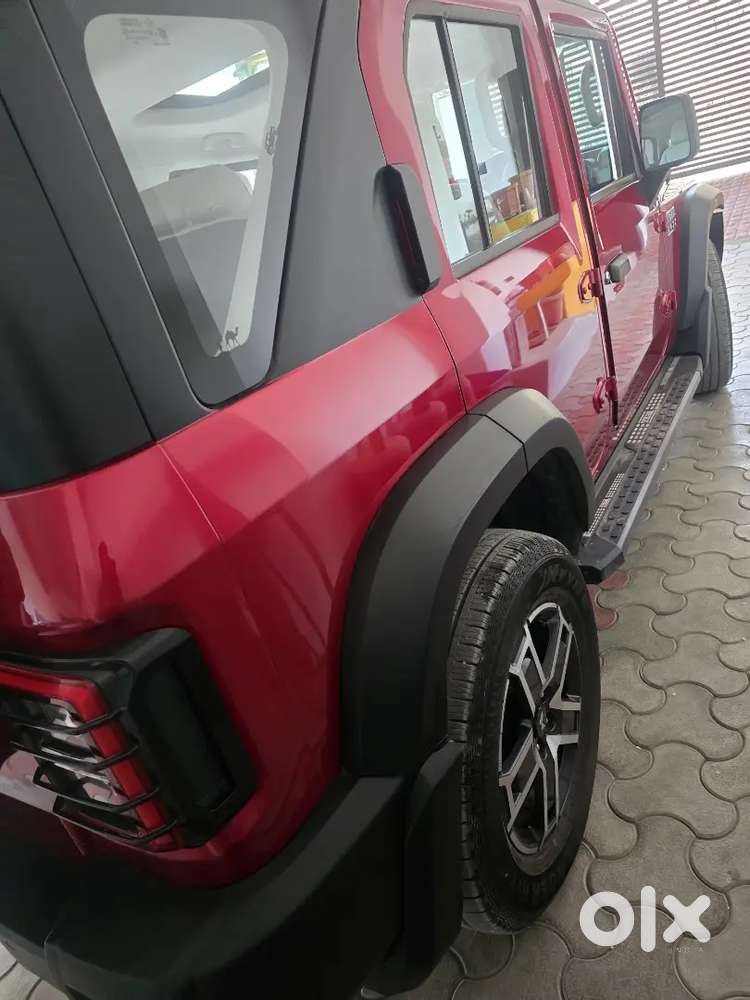Mahindra Thar Roxx 2024 Ending Dec. 11700 Km Driven