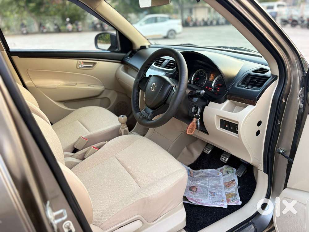 Maruti Suzuki Swift Dzire 1.2 Vxi Bsiv, 2015, Petrol