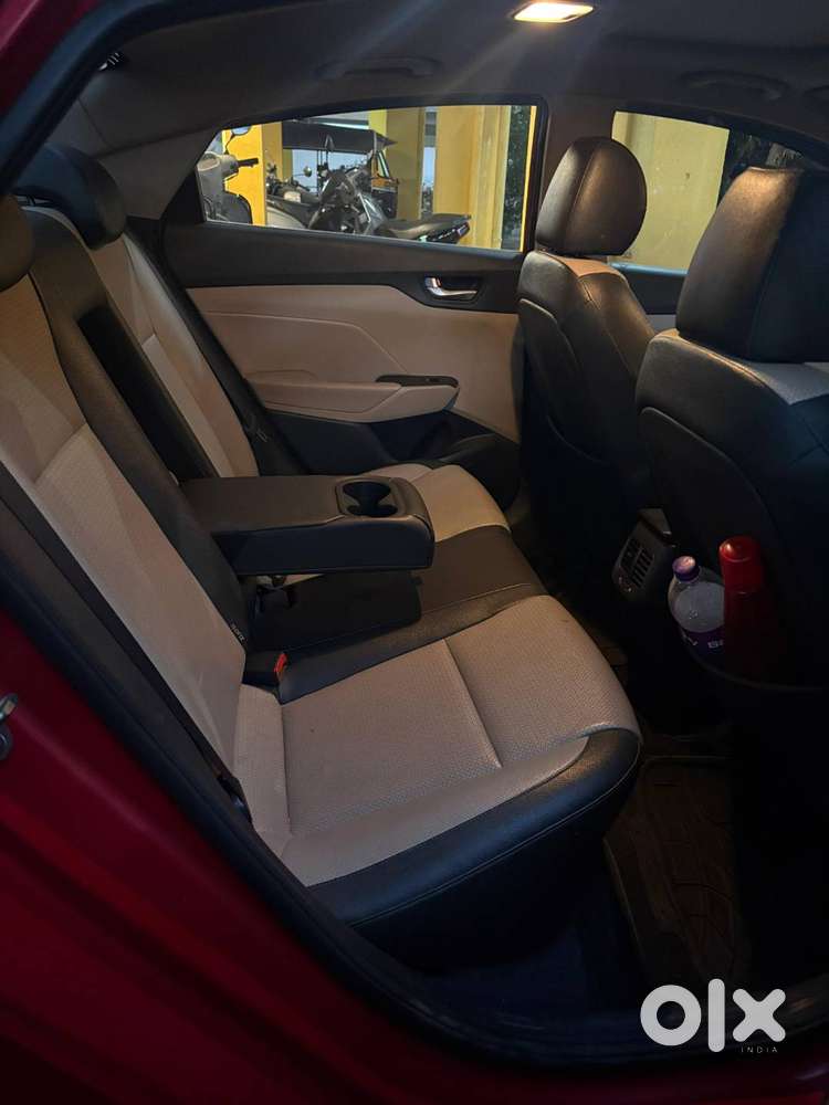 Top Model Automatic Car With 2 Original Keys