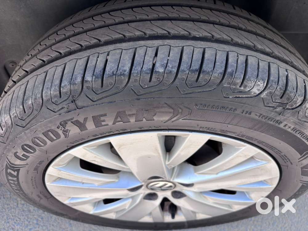 Volkswagen Petrol Manual 2015