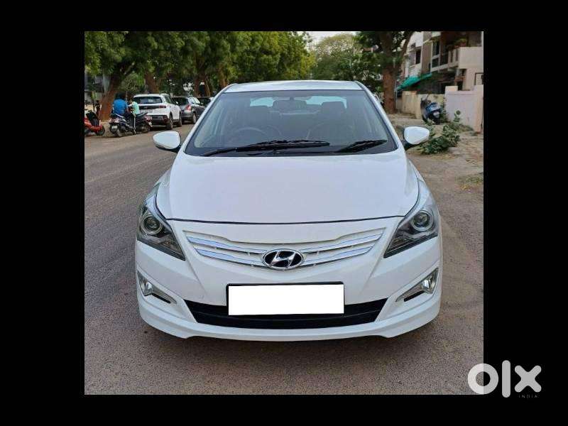 Hyundai Verna 1.6 Vtvt Sx, 2015, Petrol