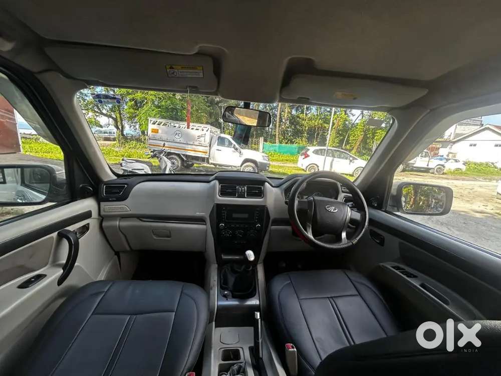 Mahindra Scorpio S6 Plus 2018