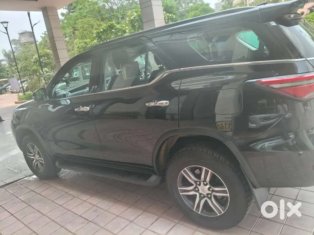 Toyota Fortuner 2025 Petrol Well Maintained. First Owner.