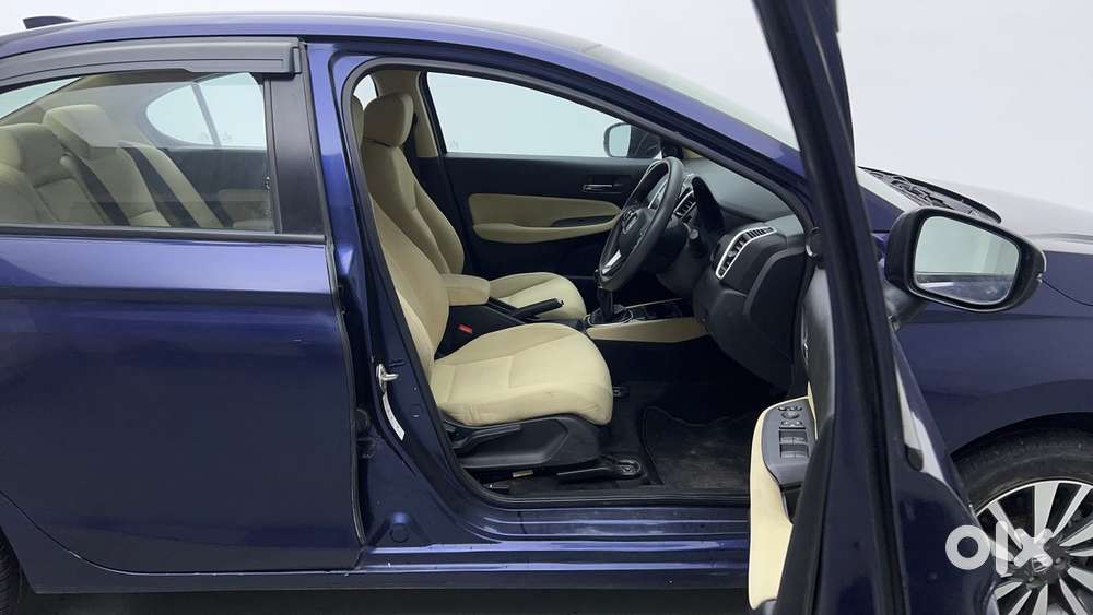 Honda City 1.5 V Mt, 2023, Petrol
