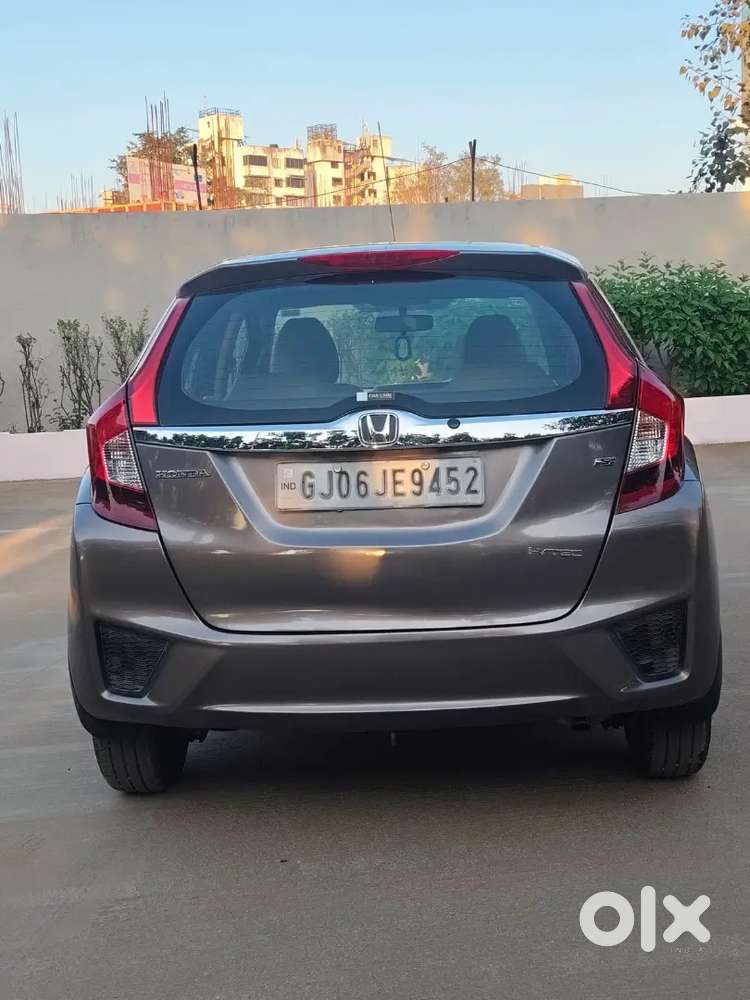Honda Jazz 2015 Petrol 77000 Km Driven