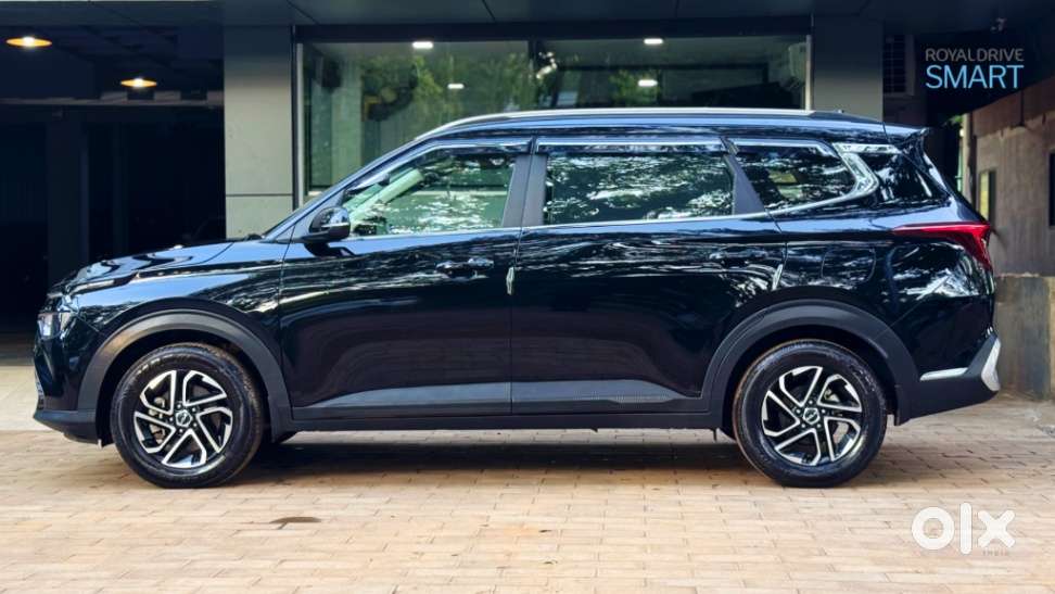 Kia Carens, 2022, Petrol