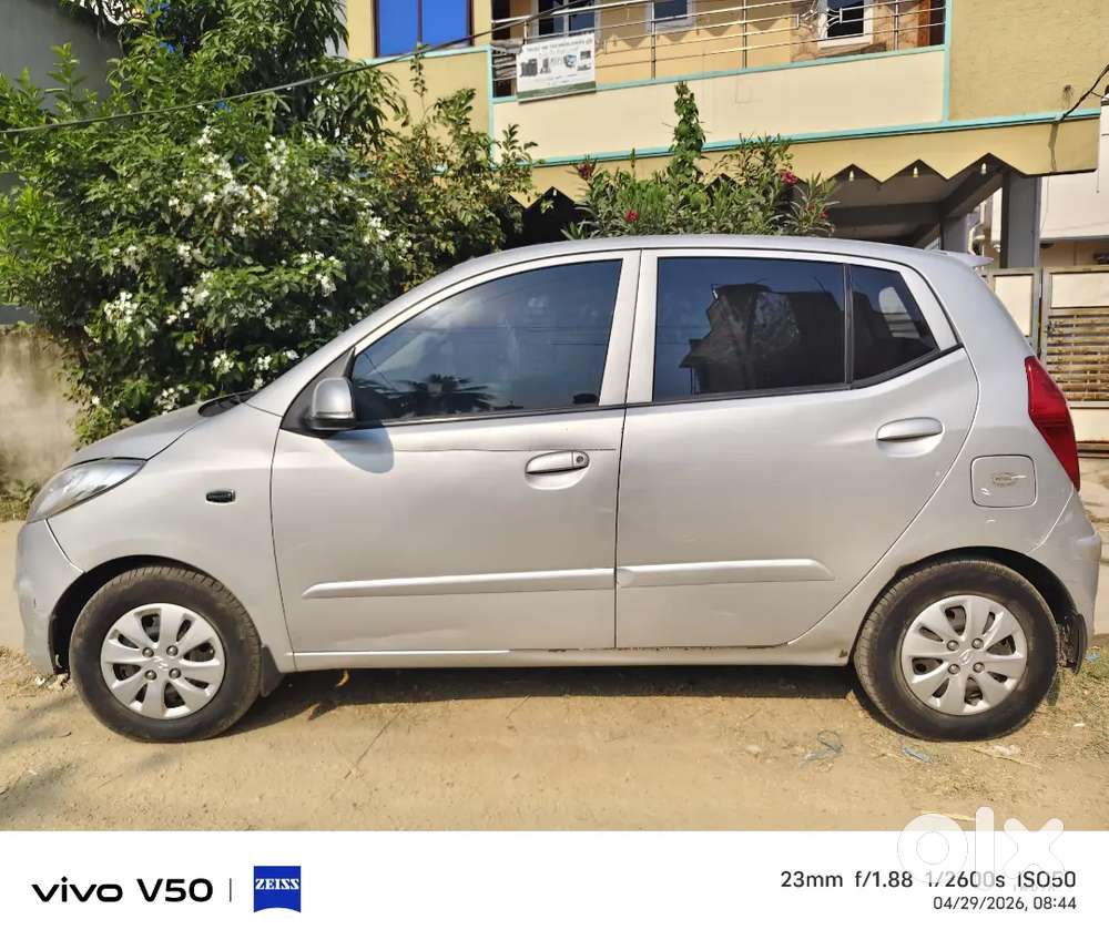 Hyundai I10 Sportz 2011 Car