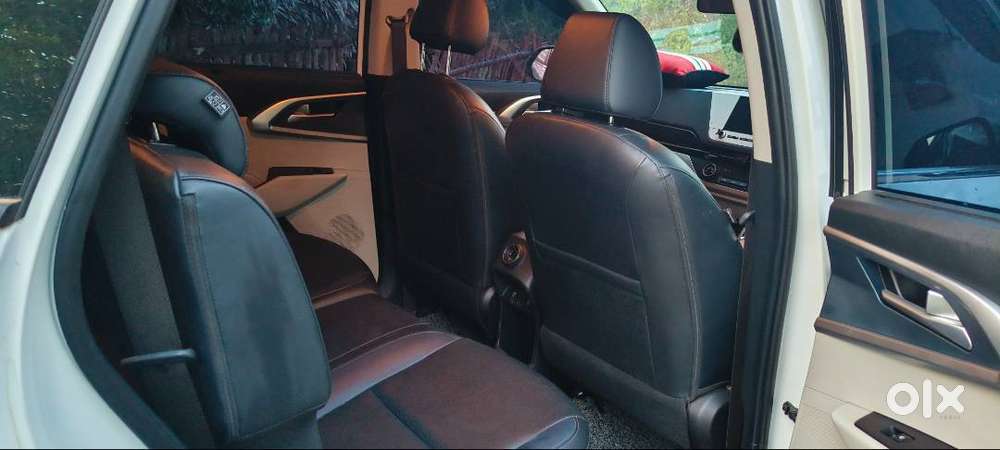 Kia Carens 2024 Premium