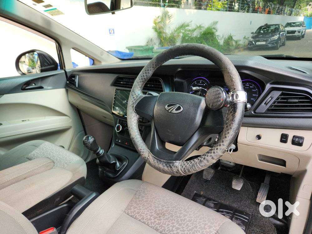 Mahindra Marazzo, 2020, Diesel