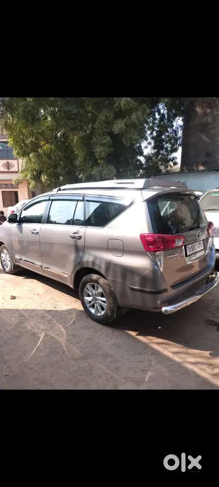 Toyota Innova Crysta 2018