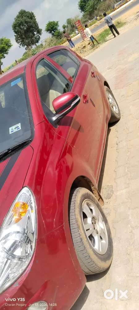 Hyundai I20 2011 Petrol 74500 Km Driven