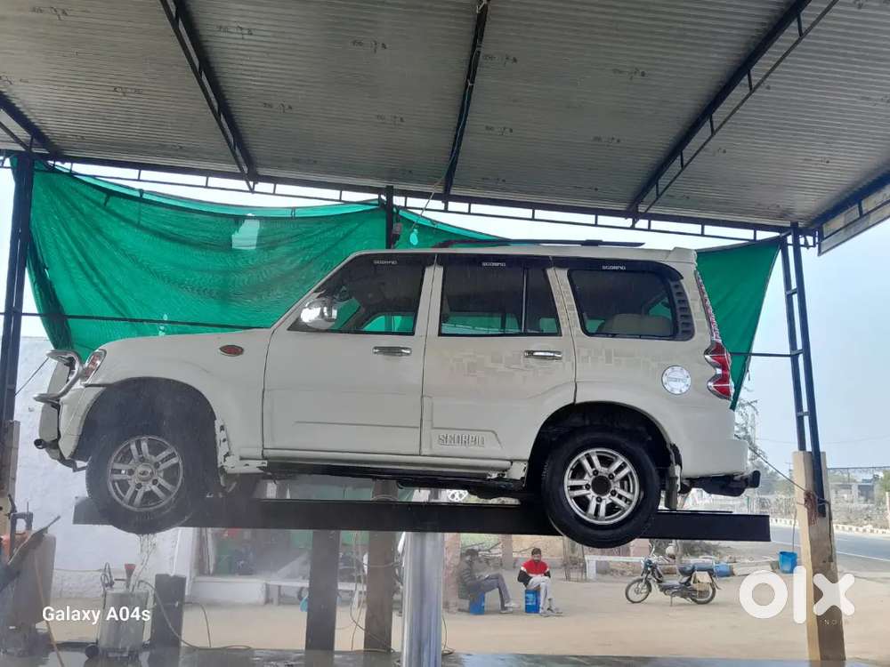 M Hwk Scorpio