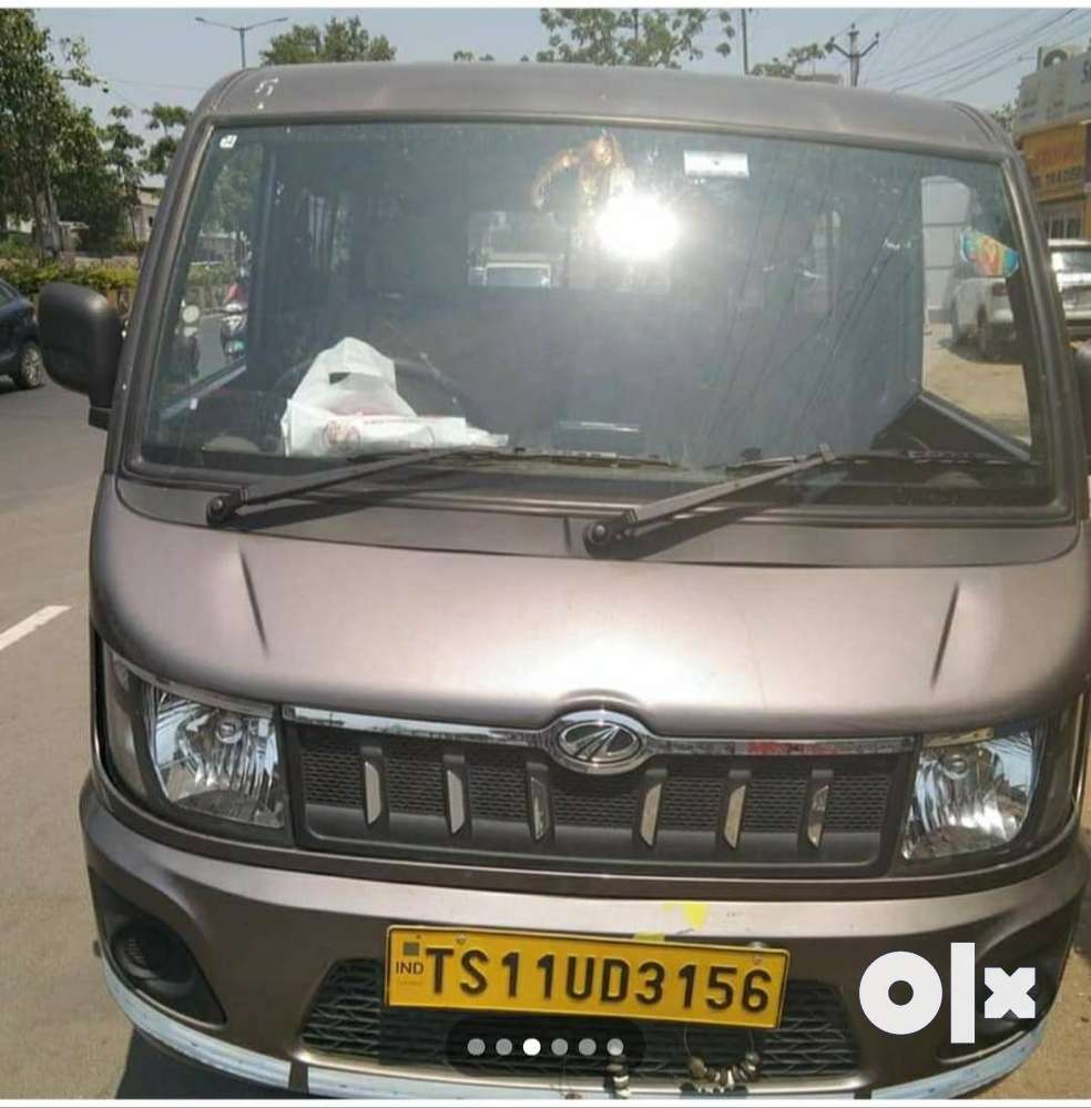 mahindra supro zx 10 seater on road price