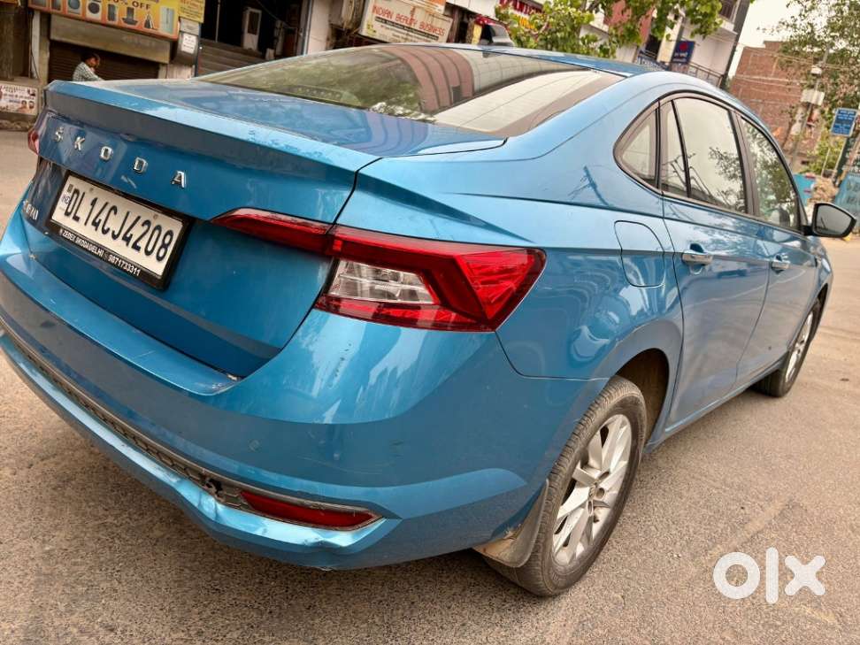 Skoda Slavia 1.0 Ambition Tsi At, 2024, Petrol