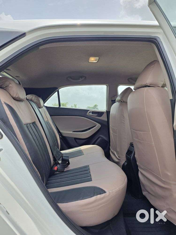 Hyundai I20 Asta (o) 1.2 Mt, 2018, Petrol