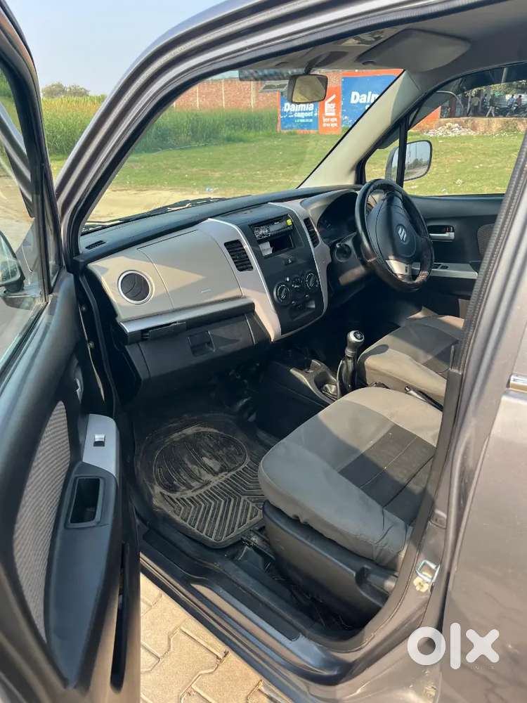 Wagno R   (cng Petrol)