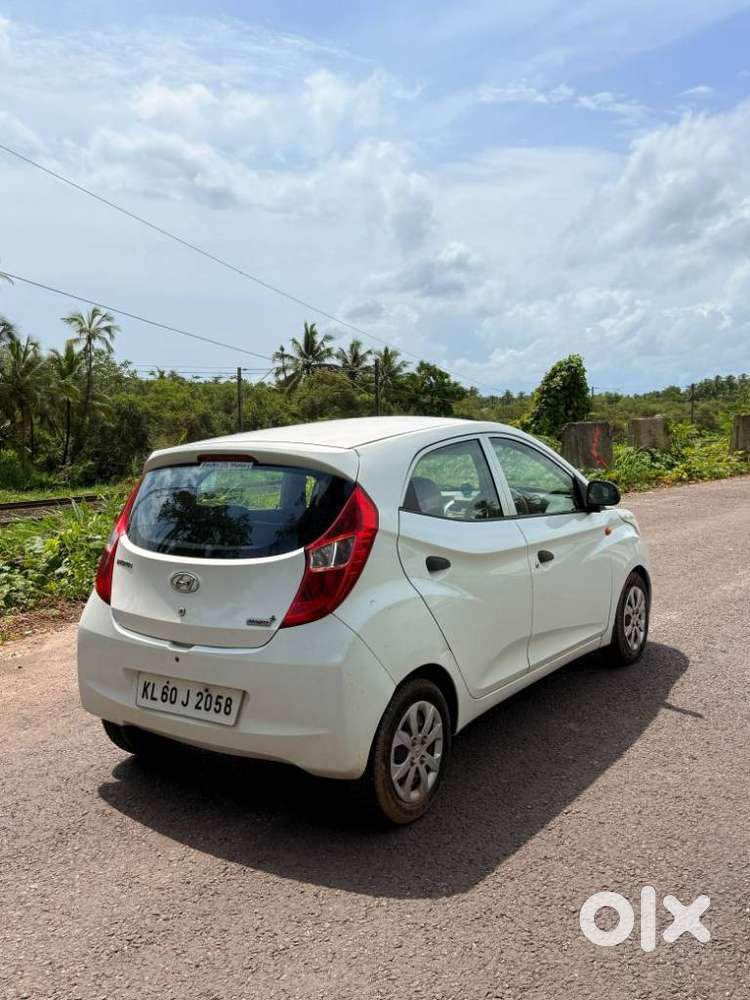 Hyundai Eon Magna +, 2015, Petrol