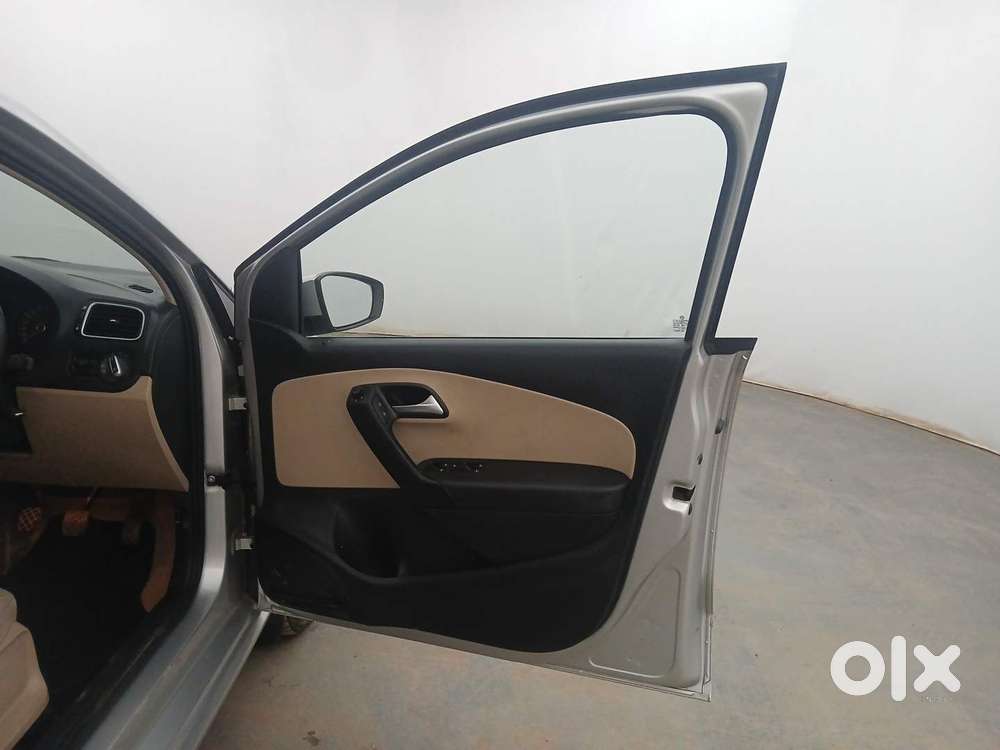 Volkswagen Ameo 1.2 Mpi Highline 16 Alloy, 2016, Petrol