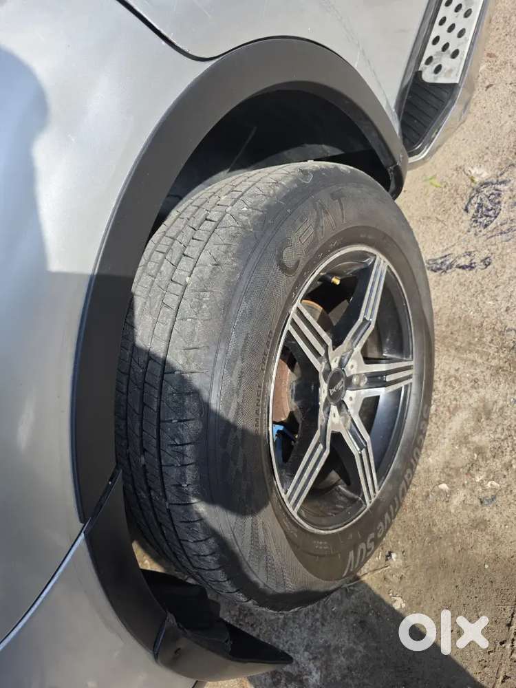Mahindra Xuv500 W6 2018