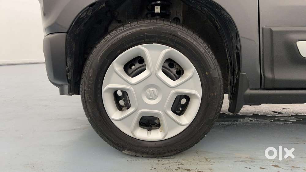 Maruti Suzuki S-presso Vxi Plus, 2025, Petrol