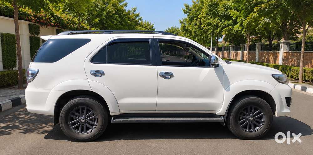 Toyota Fortuner 3.0 Sportivo 4x2 Mt, 2015, Diesel