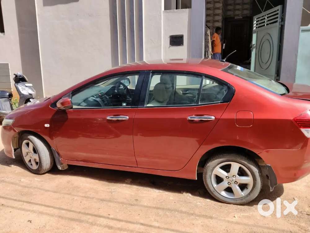 Honda City 2010 Petrol + Cng Good Condition New Seat Covers Speaker