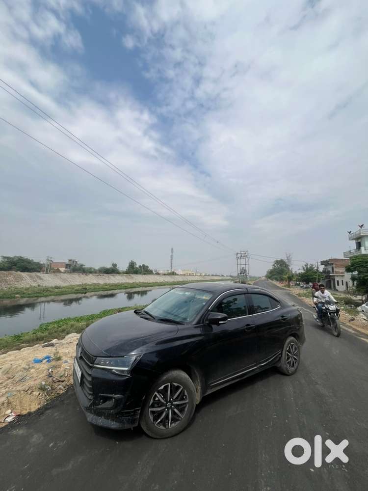 Maruti Suzuki Dzire Zxi 2025