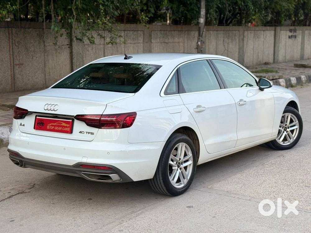 Audi A4 2.0 Premium Plus 40 Tfsi, 2024, Petrol