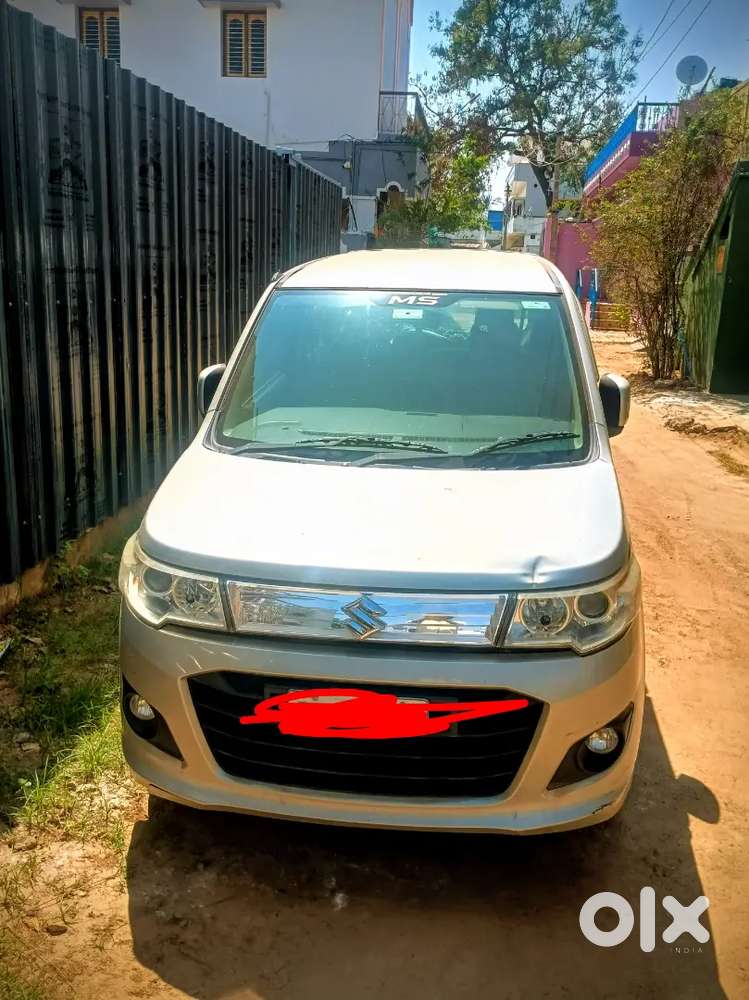 Maruti Suzuki Wagon R Stingray 2015 Petrol Well Maintained