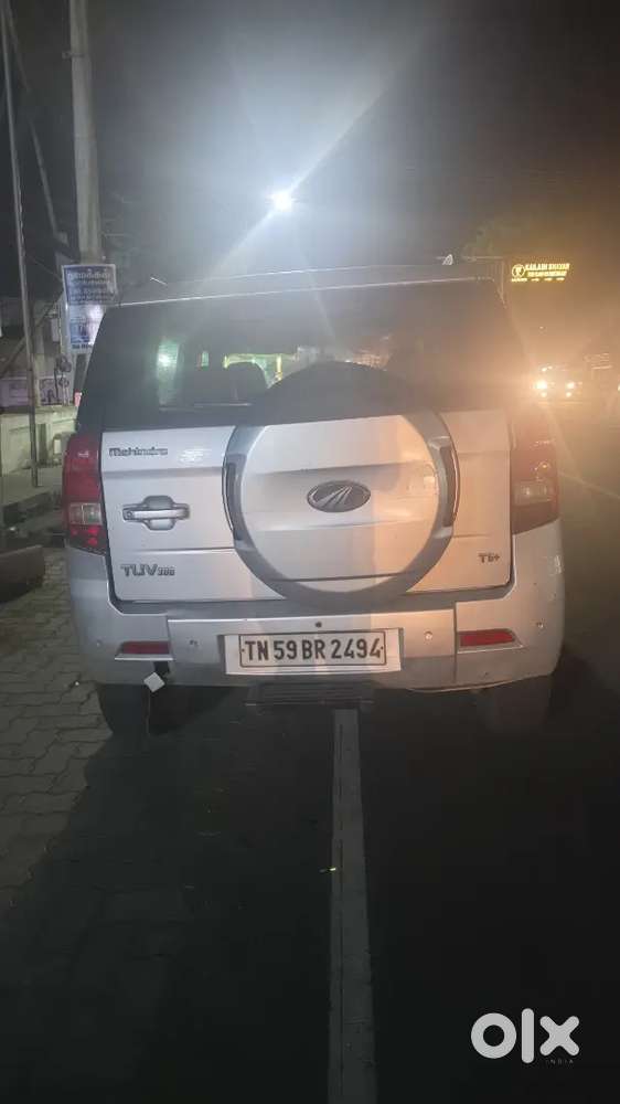 Mahindra Tuv 300 2018