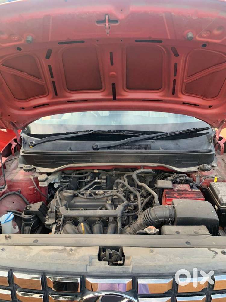 Hyundai Venue 2023 Petrol Well Maintained