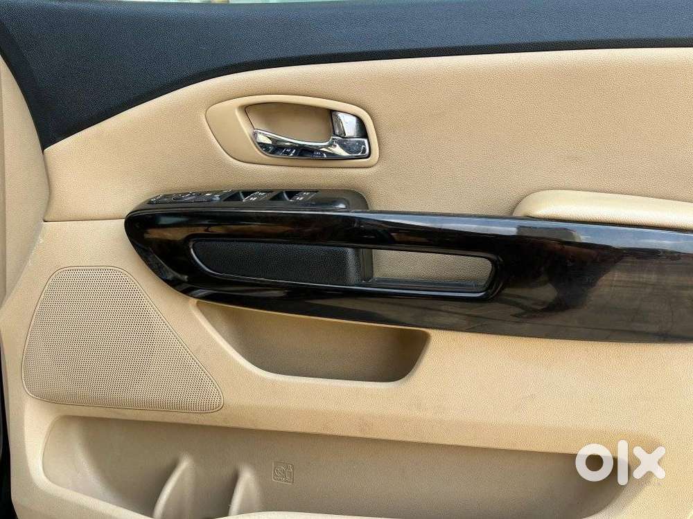 Kia Carnival Limousine, 2021, Diesel