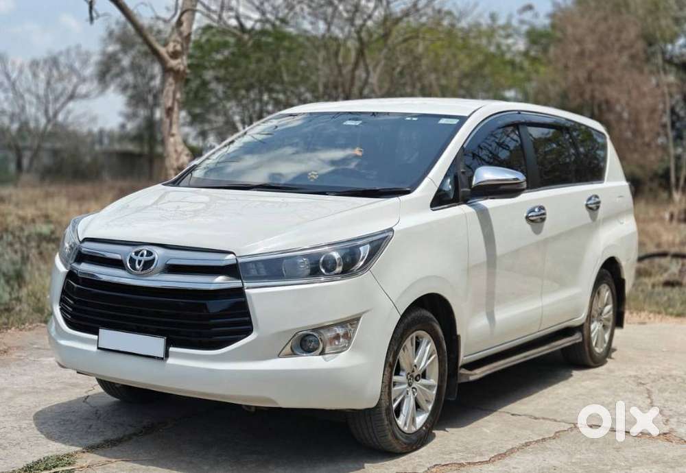 Toyota Innova Crysta 2.8z Automatic, 2017, Diesel