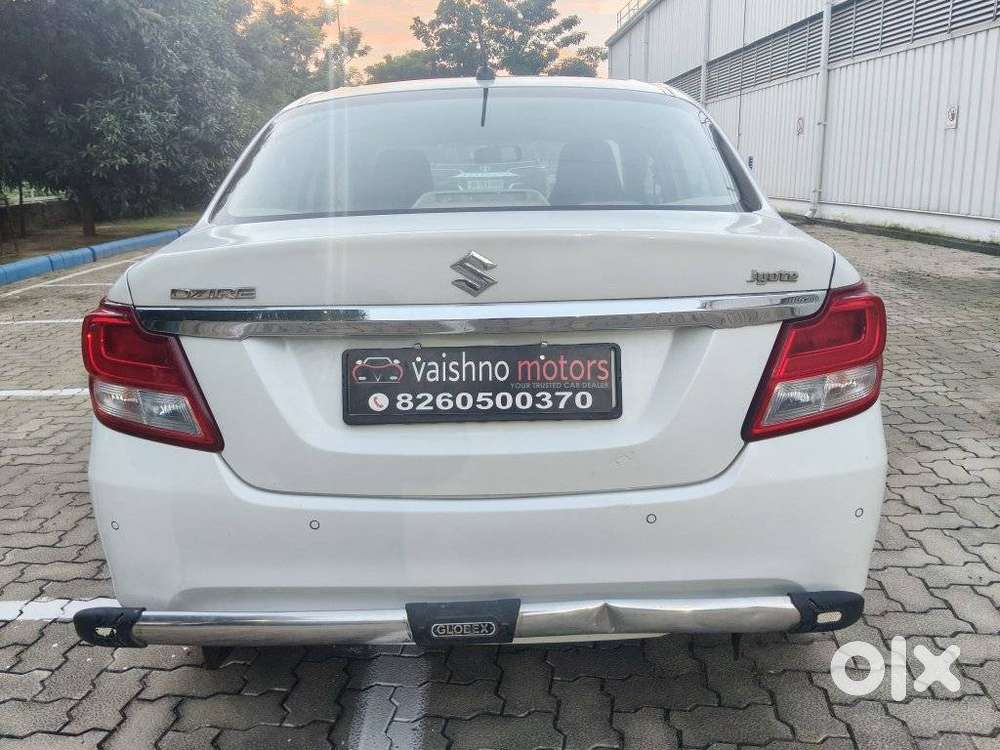 Maruti Suzuki Dzire 1.2 Lxi, 2023, Petrol