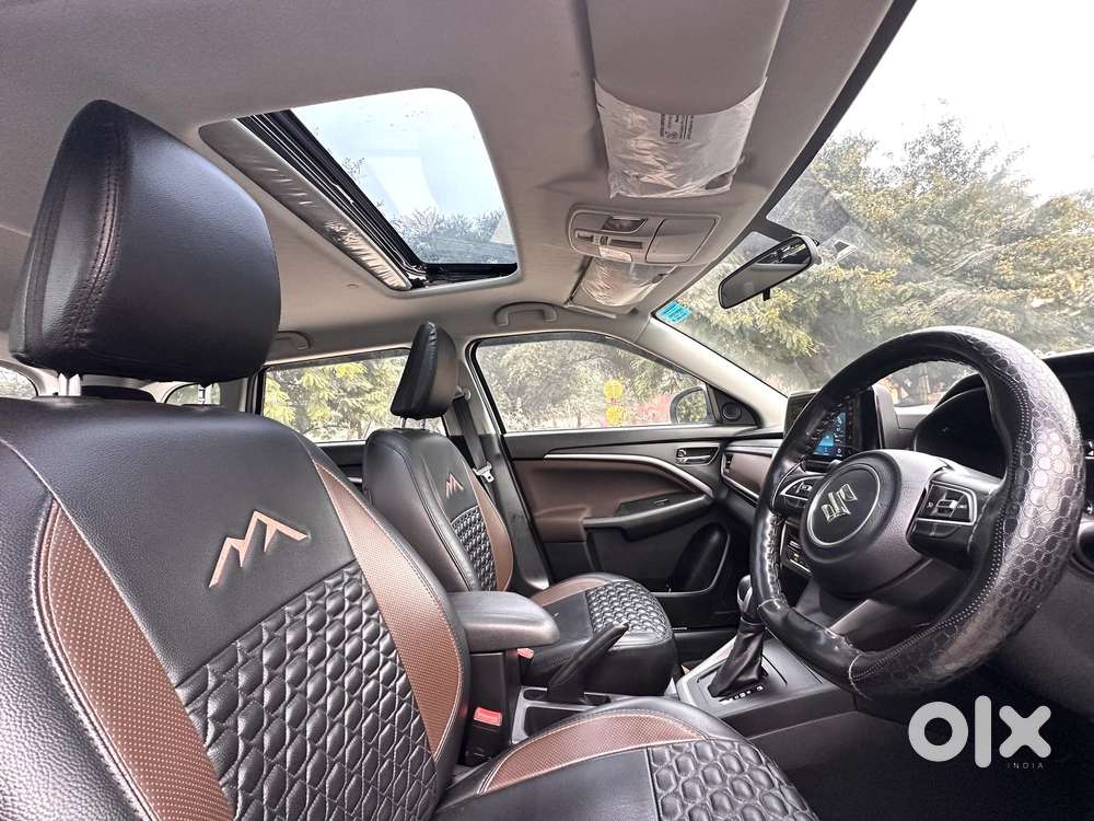 Maruti Suzuki Vitara Brezza 1.5 Zxi At, 2024, Petrol