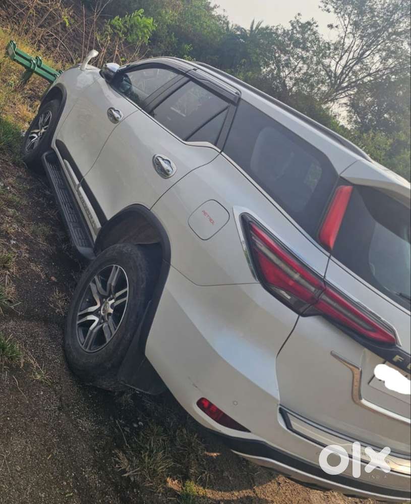 Toyota Fortuner 4x2 Mt 2.7 Petrol, 2022, Petrol