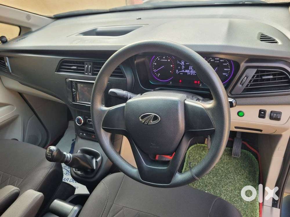 Mahindra Marazzo M4 8str, 2019, Diesel