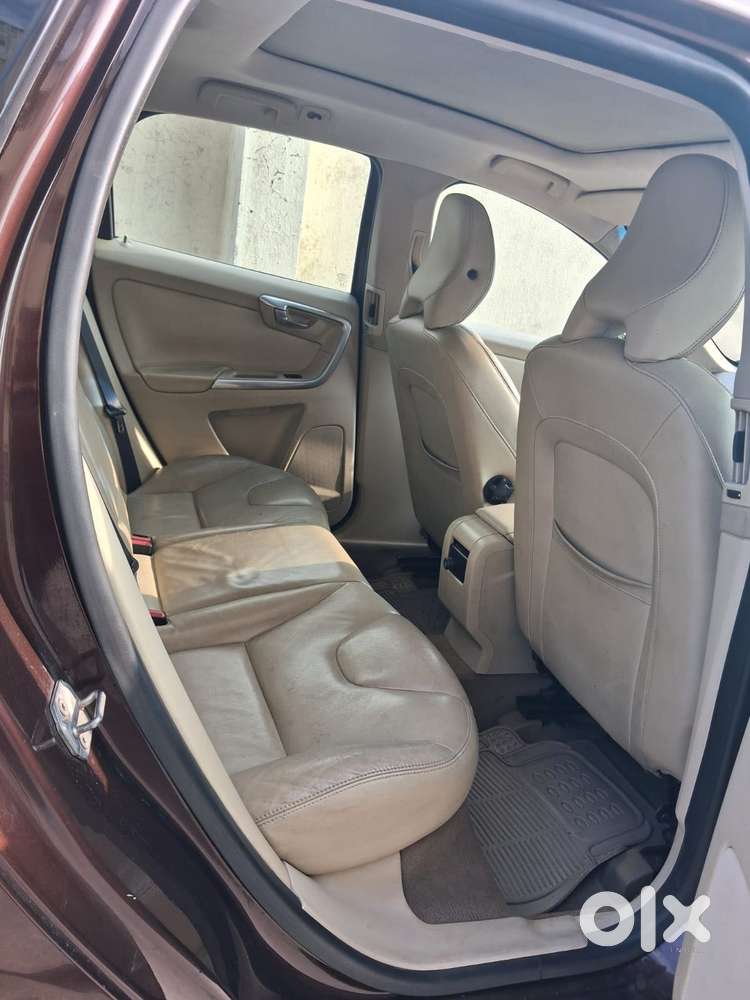 Volvo Xc60 2.4 D5 Awd At, 2015, Diesel