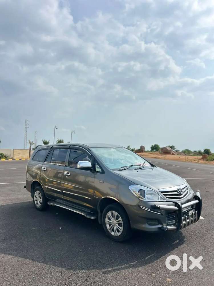 Toyota Innova Diesel 2009 Km Driven