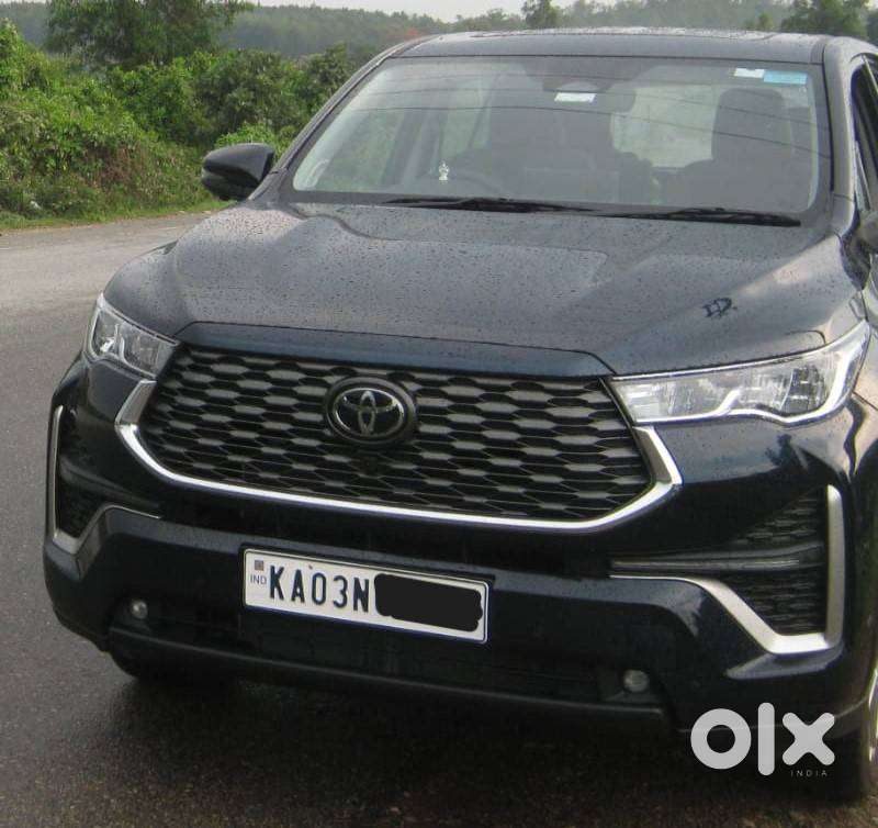 Car For Sale 2023 Toyota Innova Hycross Zx (o) Hybrid Automatic