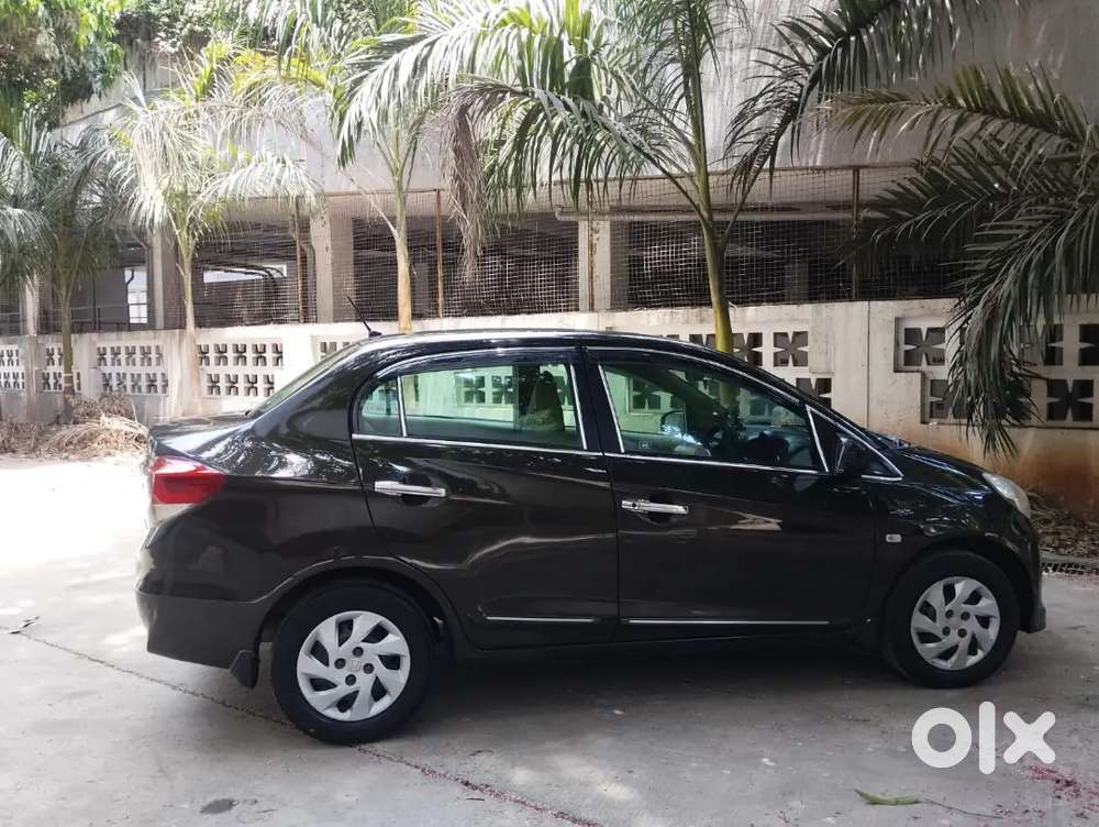 Honda Amaze 2016 Diesel Well Maintained