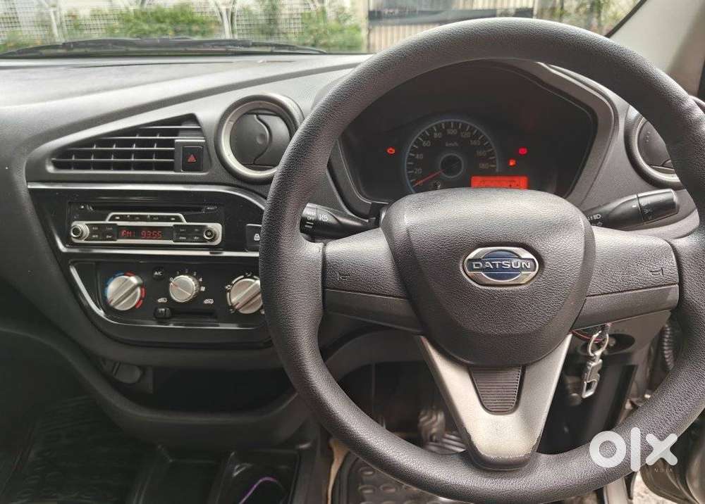 Datsun Redigo 1.0 Limited Edition 2018, 2018, Petrol