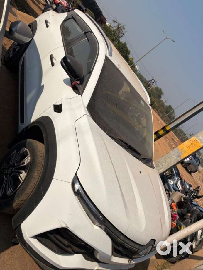 Renault Kiger Rxe, 2022, Petrol
